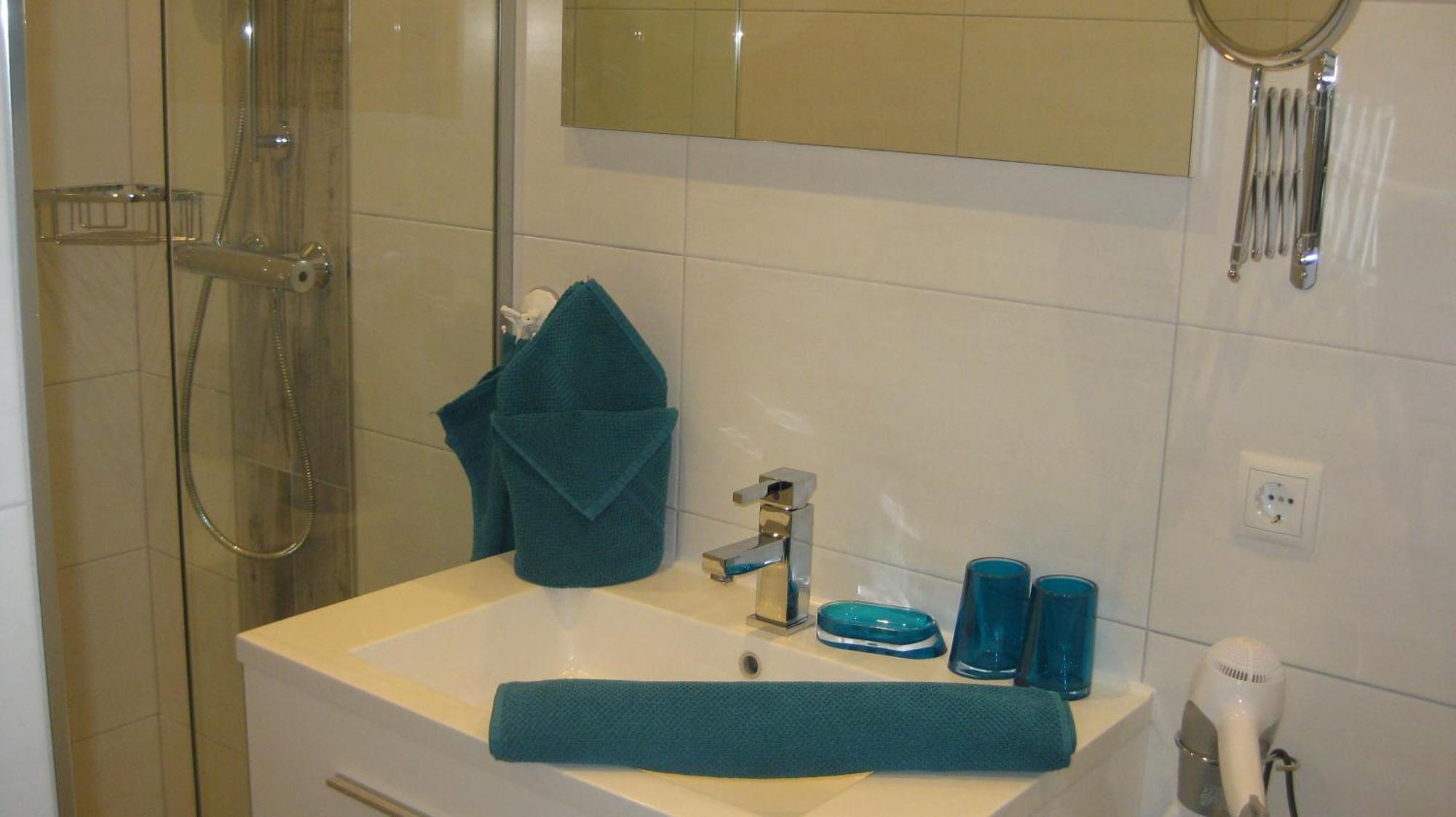 Haus Falkner Apartment Niederthai Phòng bức ảnh